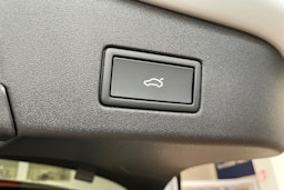 valkoinen Volkswagen ID.4 2025 kuva 12.
