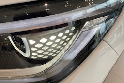 valkoinen Volkswagen ID.4 2025 kuva 13.