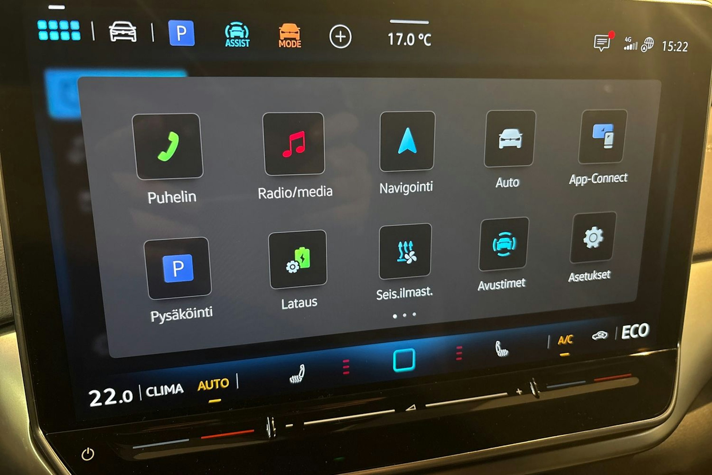 sininen Volkswagen ID.4 2025 kuva 14.