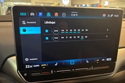 sininen Volkswagen ID.4 2025 kuva 16.