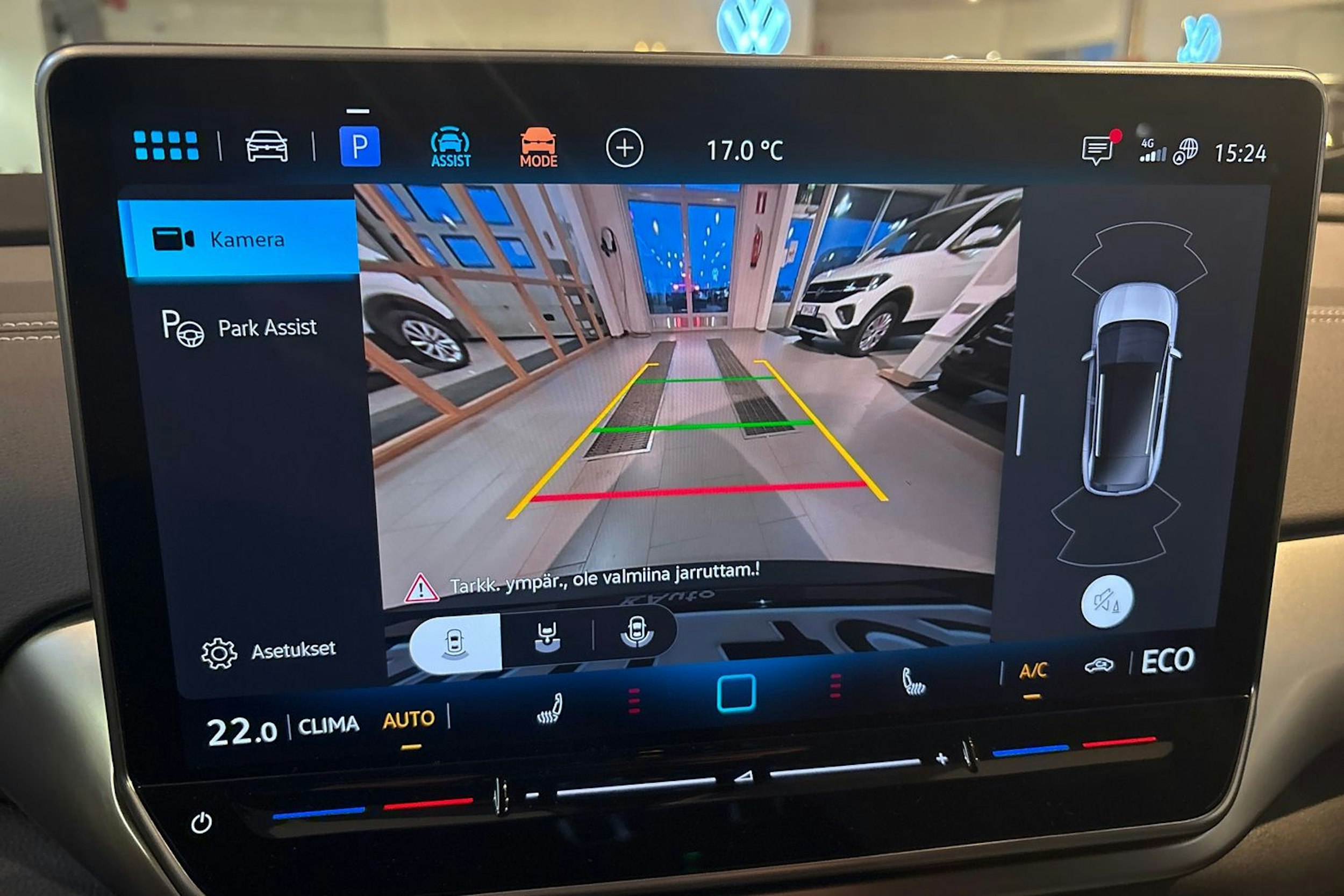 sininen Volkswagen ID.4 2025 kuva 19.