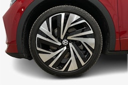 punainen Volkswagen ID.4 2025 kuva 11.