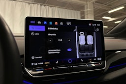 punainen Volkswagen ID.4 2025 kuva 21.