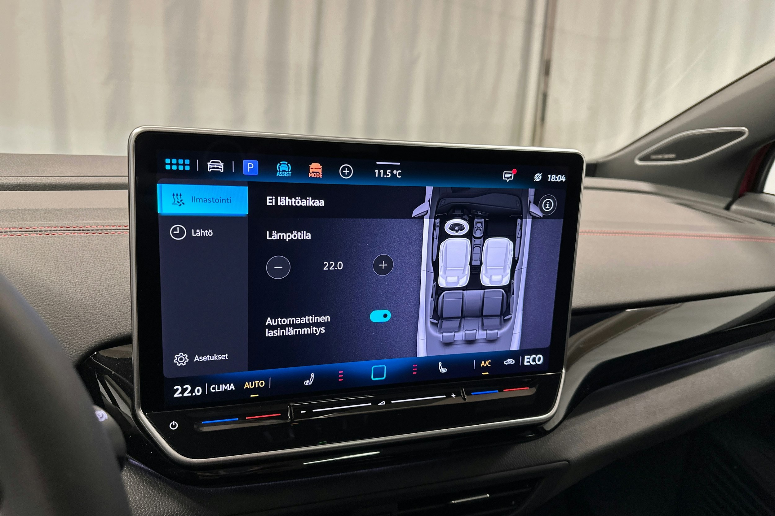 punainen Volkswagen ID.4 2025 kuva 26.