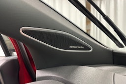 punainen Volkswagen ID.4 2025 kuva 29.