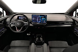 punainen Volkswagen ID.4 2025 kuva 9.