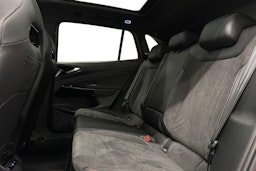 punainen Volkswagen ID.4 2025 kuva 10.