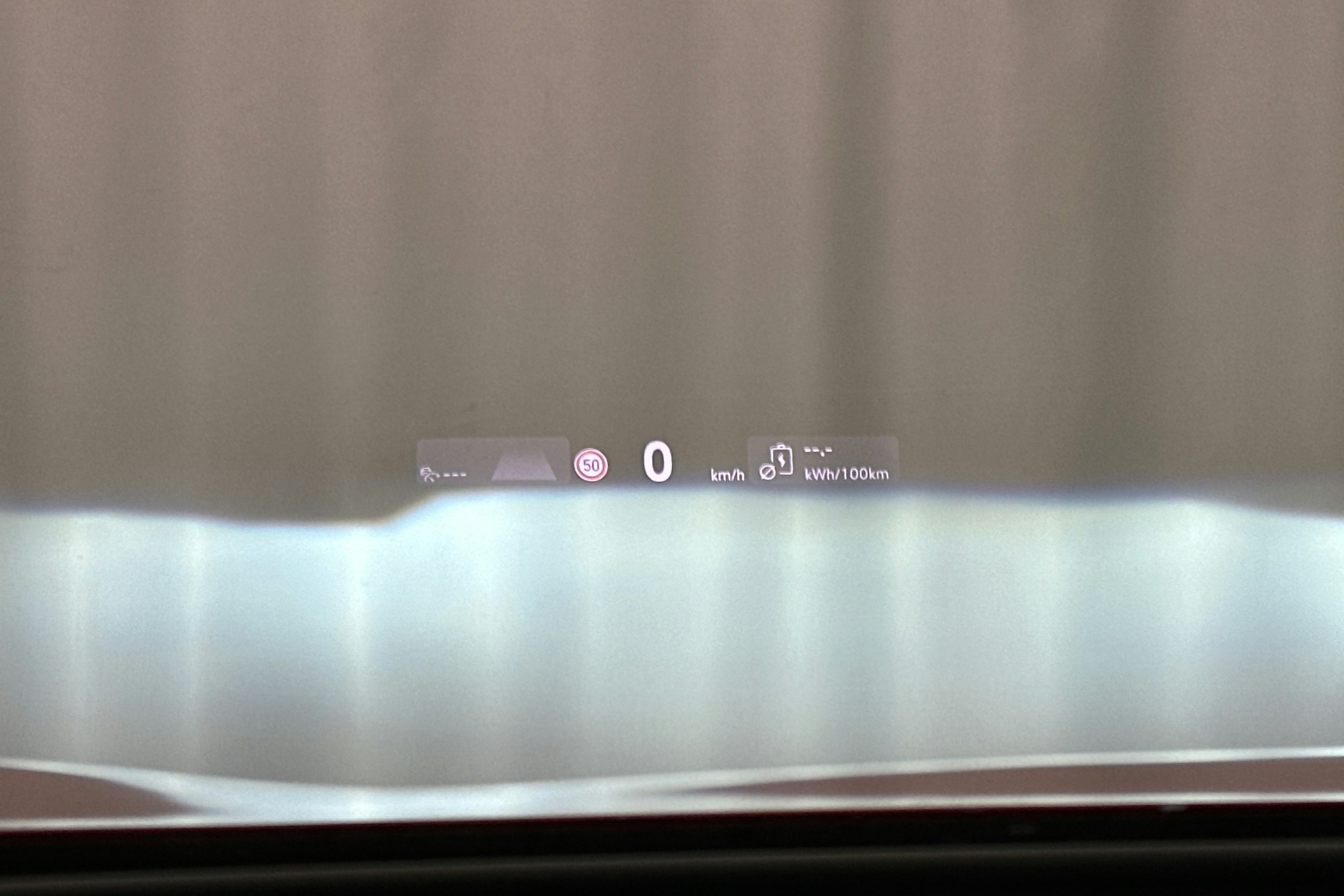 punainen Volkswagen ID.4 2025 kuva 25.