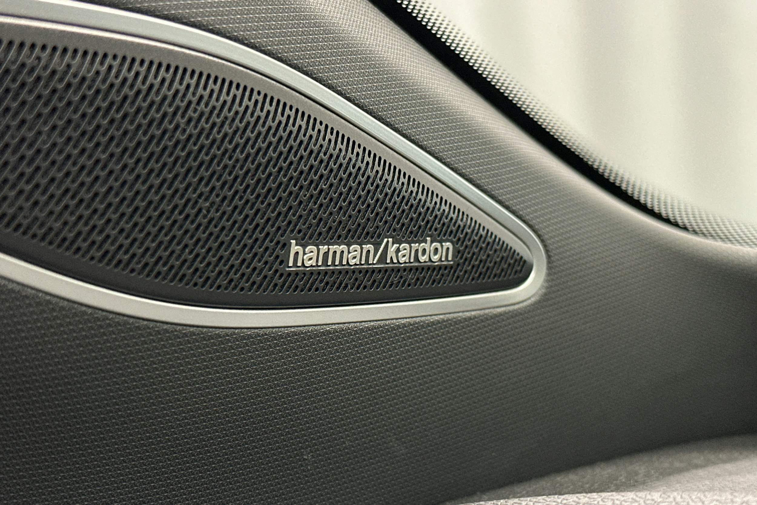 punainen Volkswagen ID.4 2025 kuva 35.