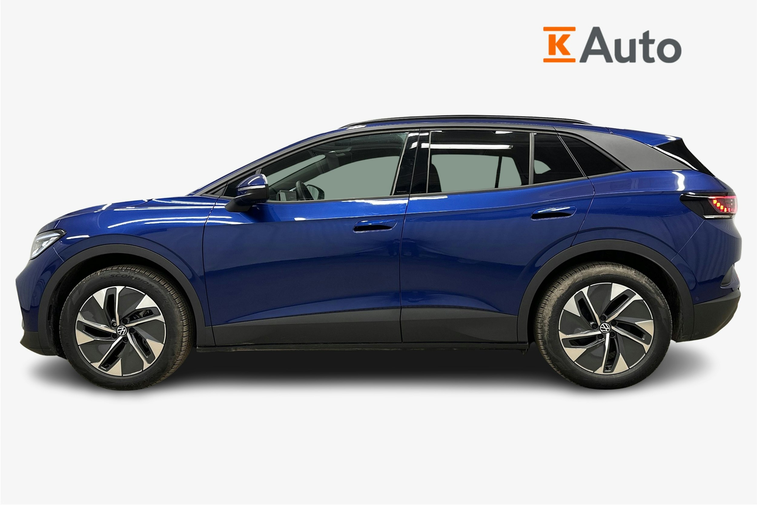 sininen Volkswagen ID.4 2025 kuva 6.