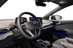 sininen Volkswagen ID.4 2025 kuva 7.