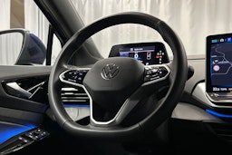 sininen Volkswagen ID.4 2025 kuva 18.