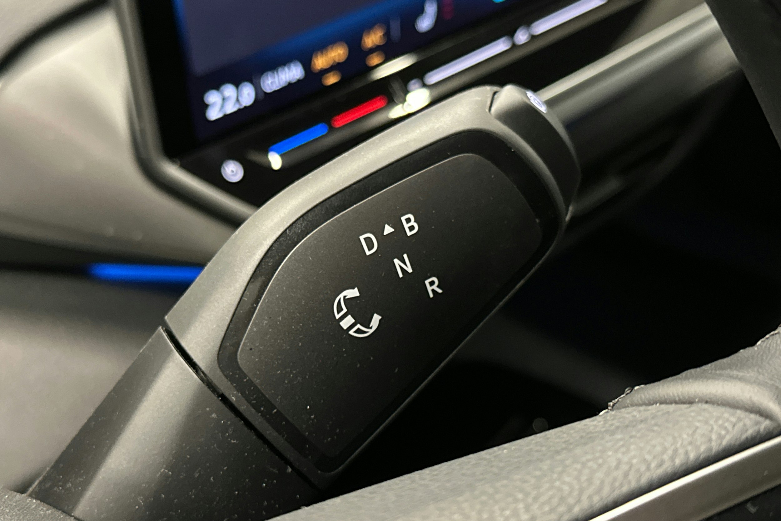 sininen Volkswagen ID.4 2025 kuva 21.