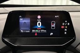 sininen Volkswagen ID.4 2025 kuva 22.