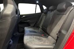 punainen Volkswagen ID.4 2025 kuva 11.