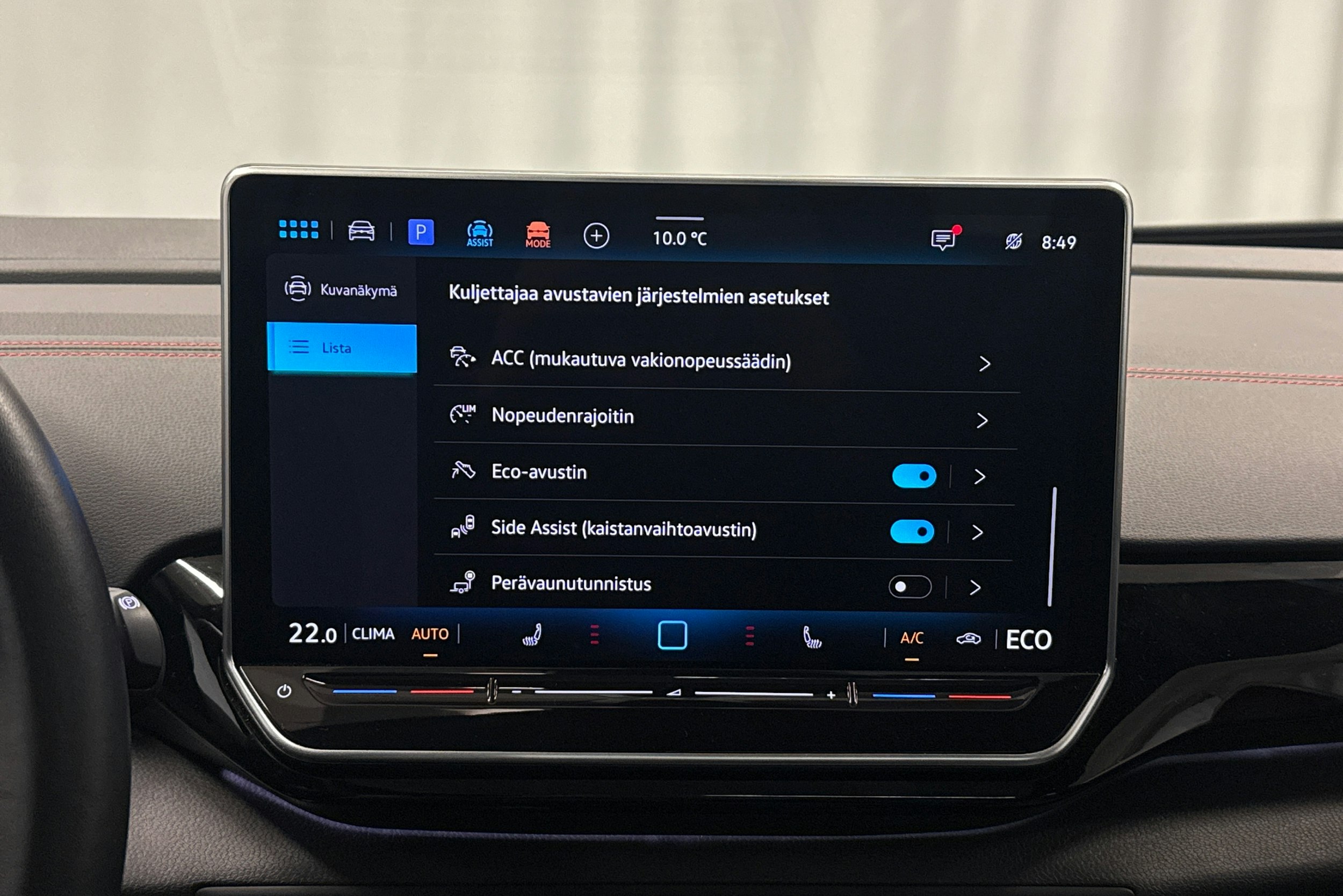 punainen Volkswagen ID.4 2025 kuva 22.