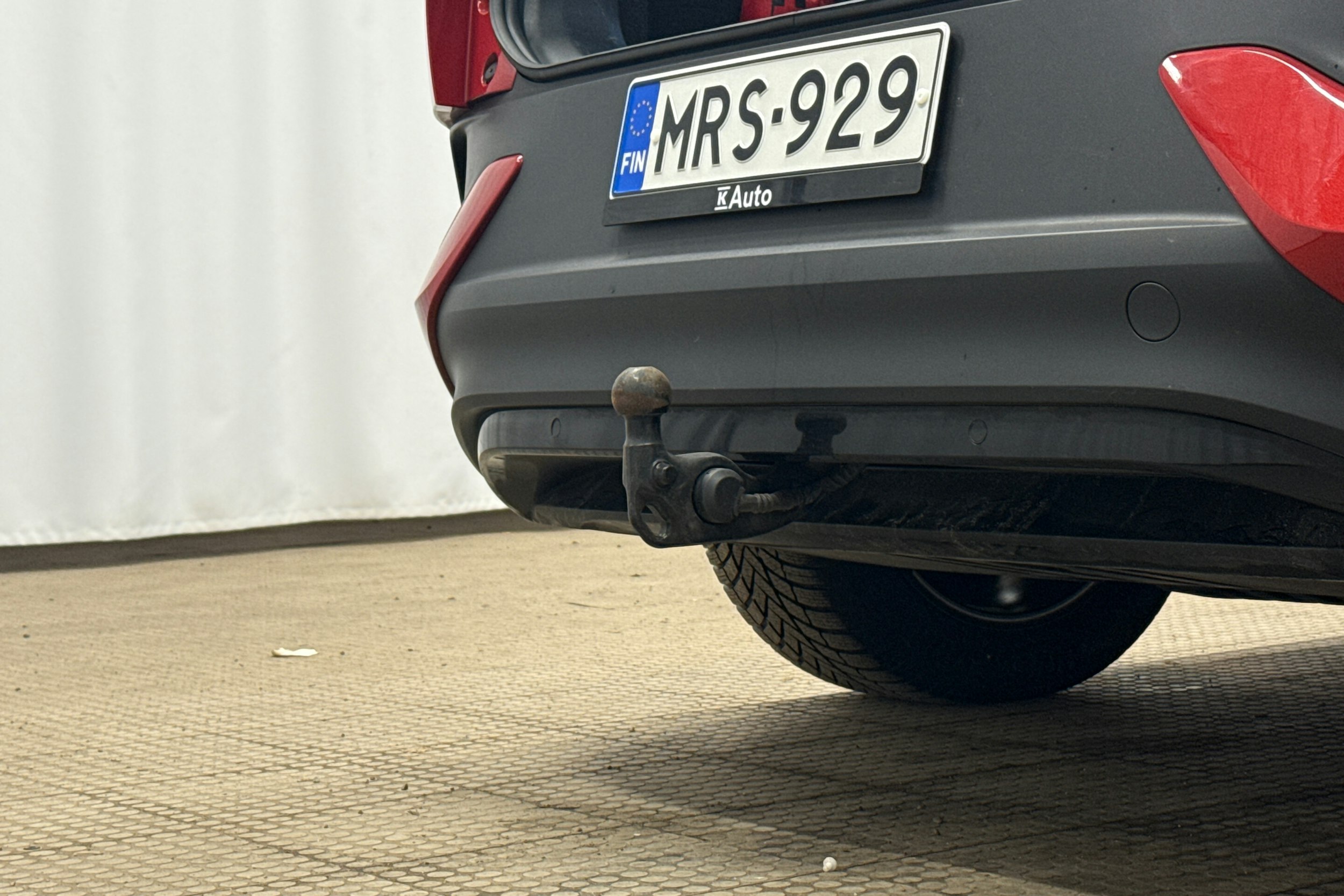 punainen Volkswagen ID.4 2025 kuva 34.