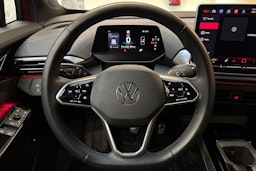 punainen Volkswagen ID.4 2025 kuva 16.