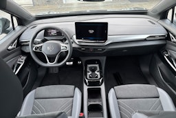 musta Volkswagen ID.4 2025 kuva 7.