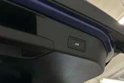 sininen Volkswagen ID.4 2025 kuva 12.