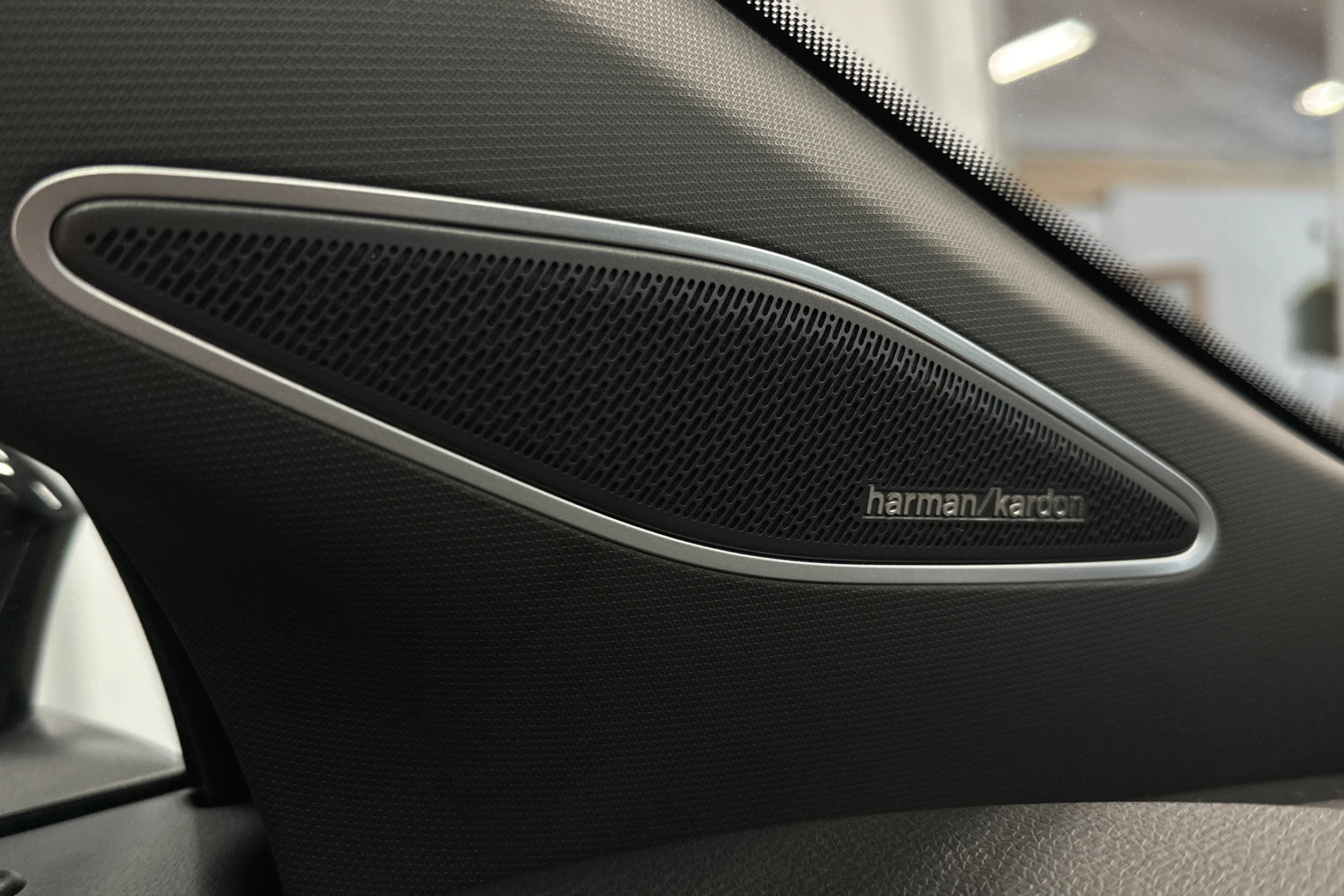 sininen Volkswagen ID.4 2025 kuva 36.