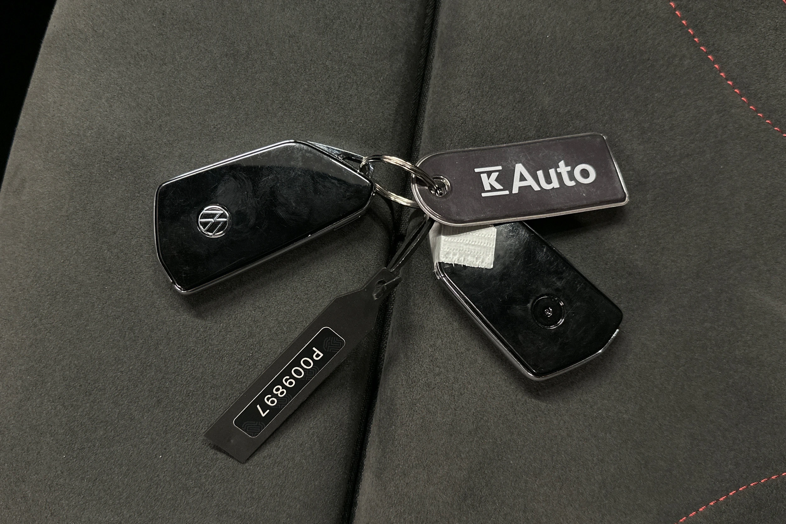 sininen Volkswagen ID.4 2025 kuva 38.