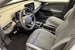 valkoinen Volkswagen ID.4 2025 kuva 6.