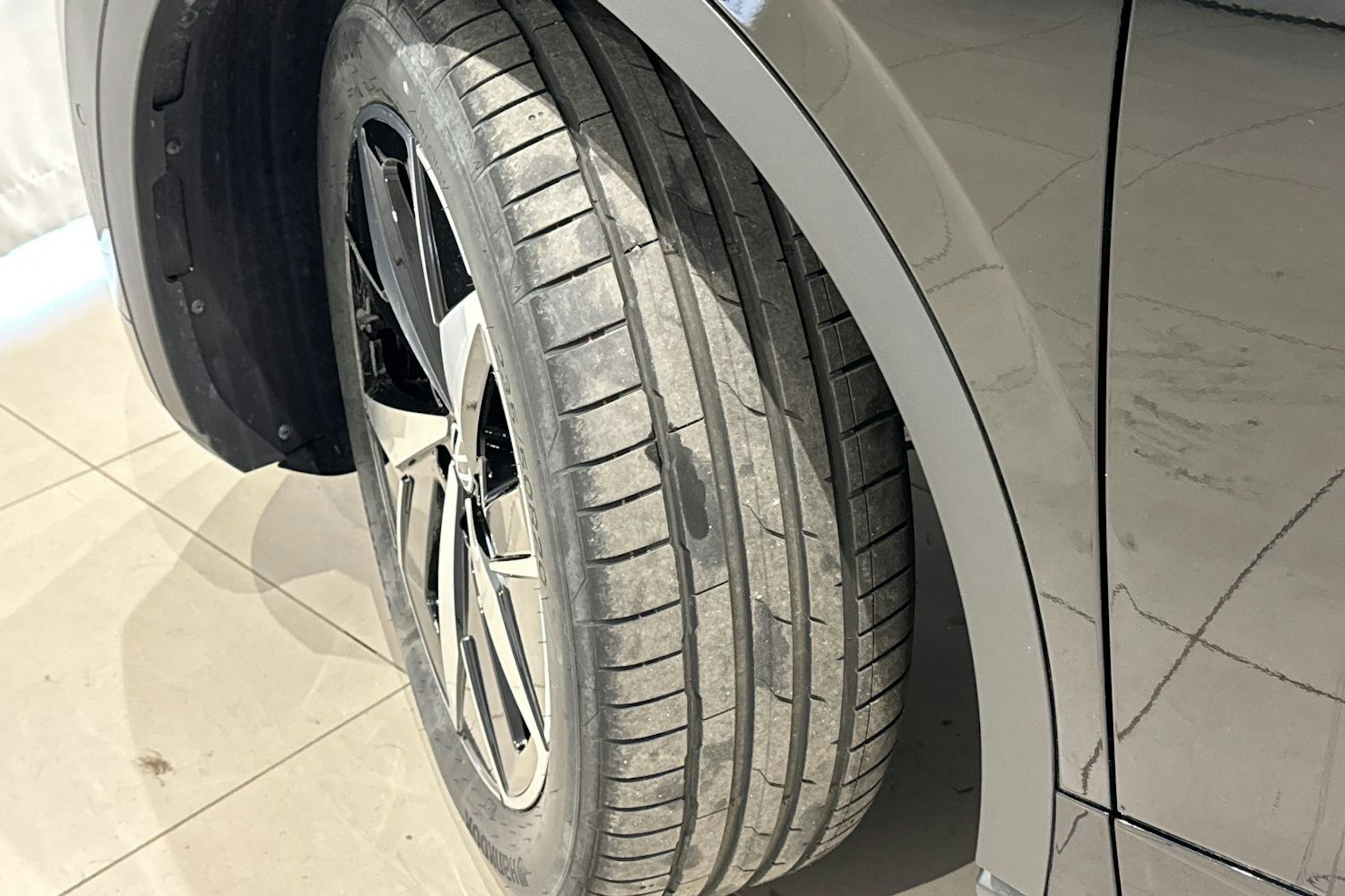 met. musta Volkswagen ID.4 2025 kuva 13.