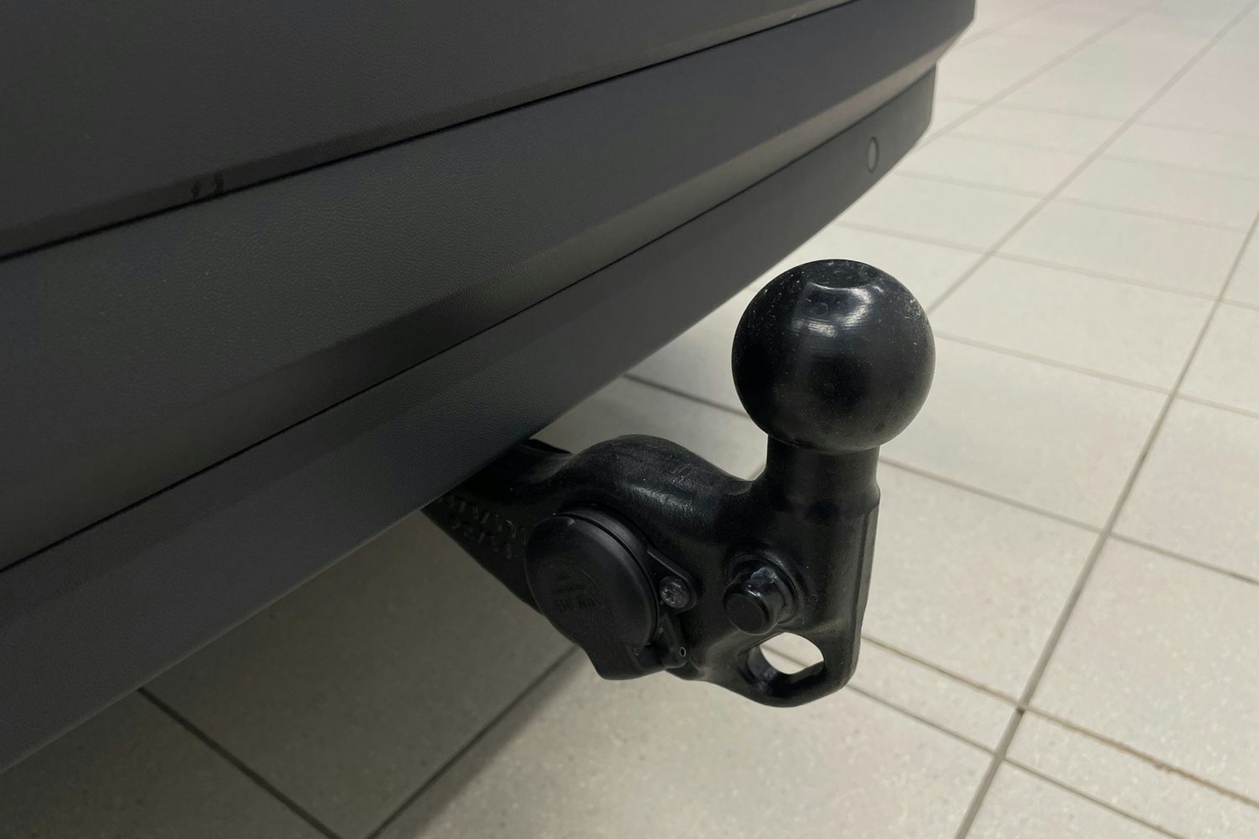 musta Volkswagen ID.4 2025 kuva 13.