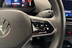 Valkoinen Volkswagen ID.4 2025 kuva 16.