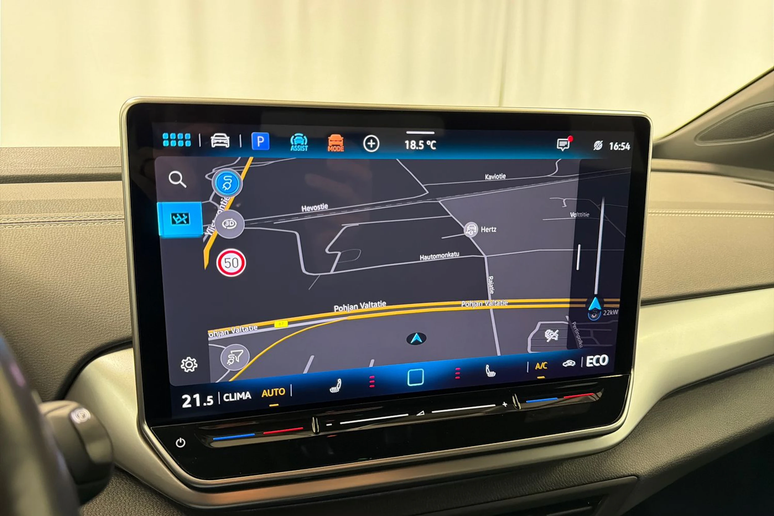 Valkoinen Volkswagen ID.4 2025 kuva 28.