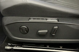 musta Volkswagen ID.4 2025 kuva 35.