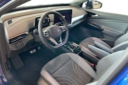 sininen Volkswagen ID.4 2025 kuva 6.