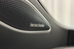 musta Volkswagen ID.4 2025 kuva 36.