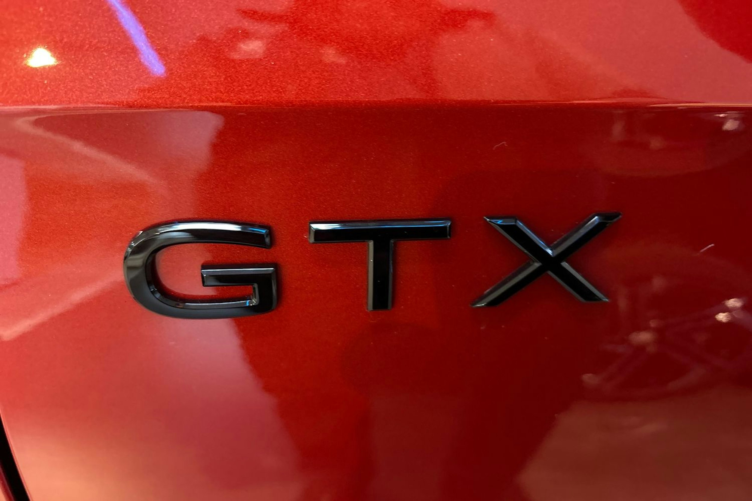 punainen Volkswagen ID.4 2025 kuva 11.