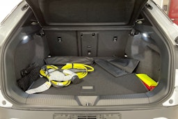 valkoinen Volkswagen ID.4 2025 kuva 11.