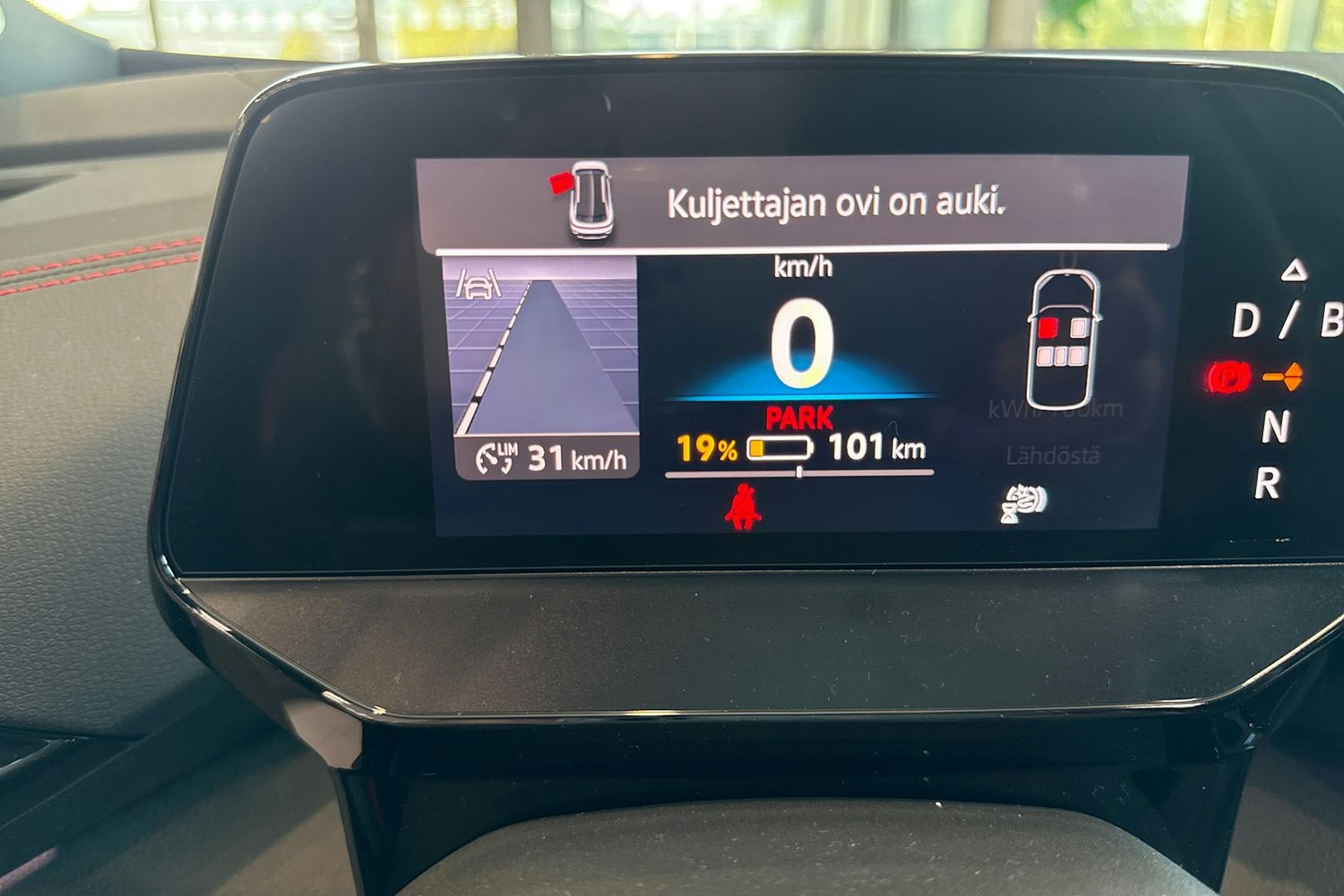 punainen Volkswagen ID.4 2025 kuva 17.