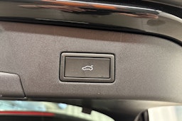 met. musta Volkswagen ID.4 2025 kuva 19.