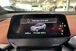 Musta Volkswagen ID.4 2025 kuva 15.