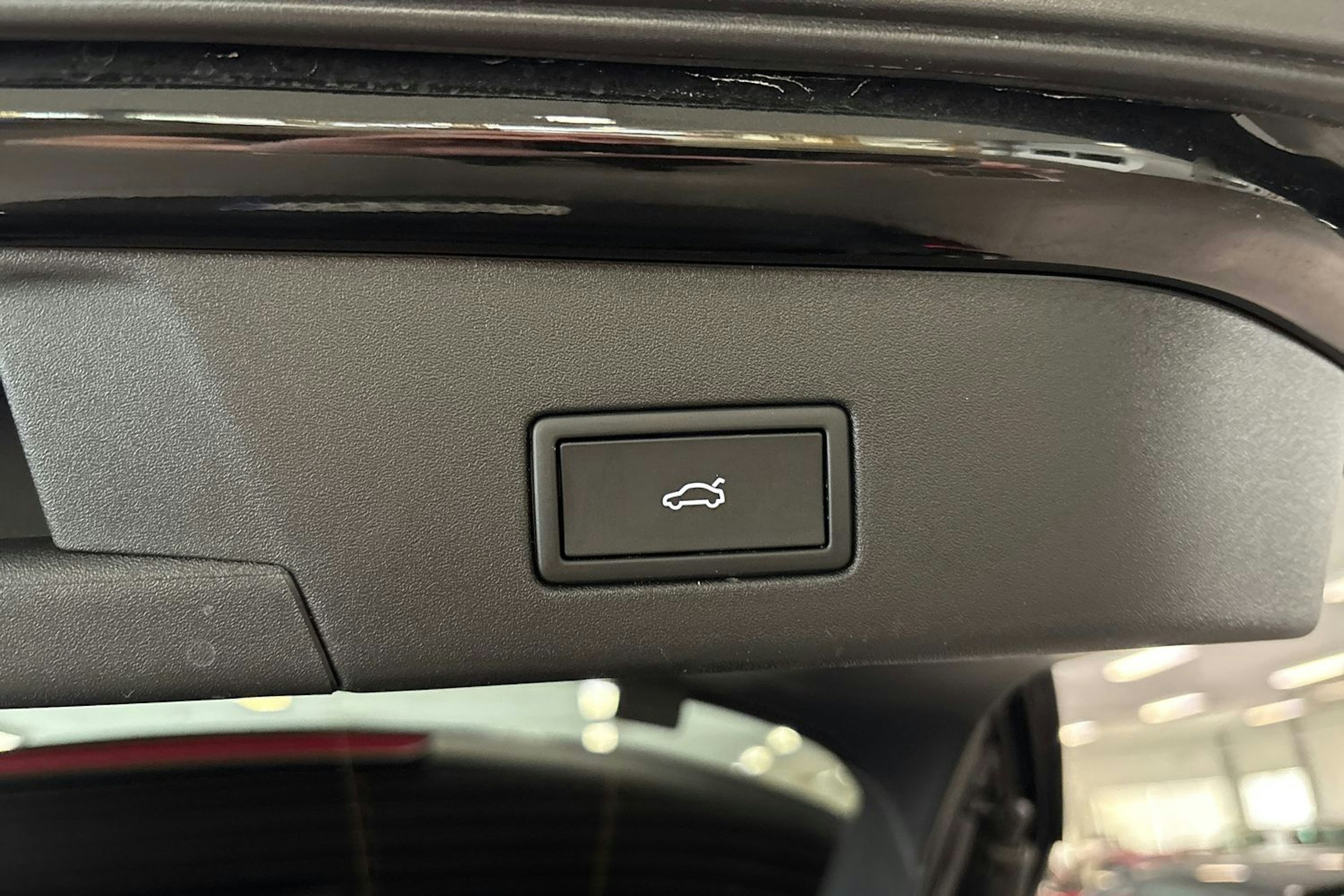 Musta Volkswagen ID.4 2025 kuva 19.
