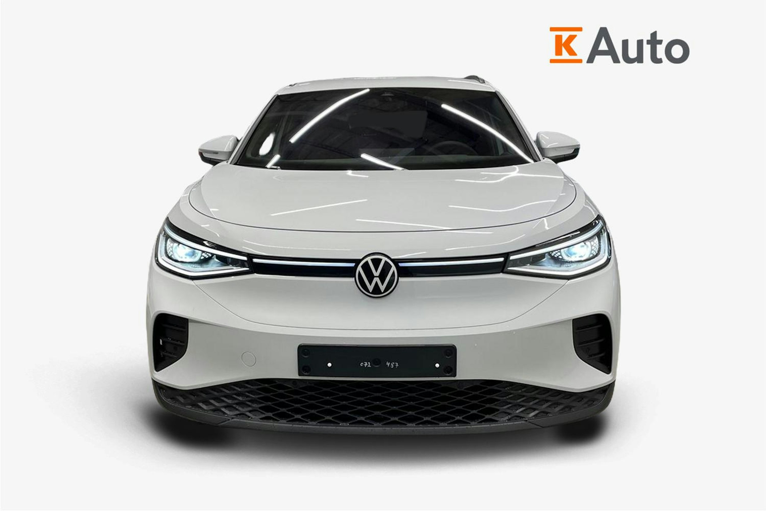 valkoinen Volkswagen ID.4 2025 kuva 4.