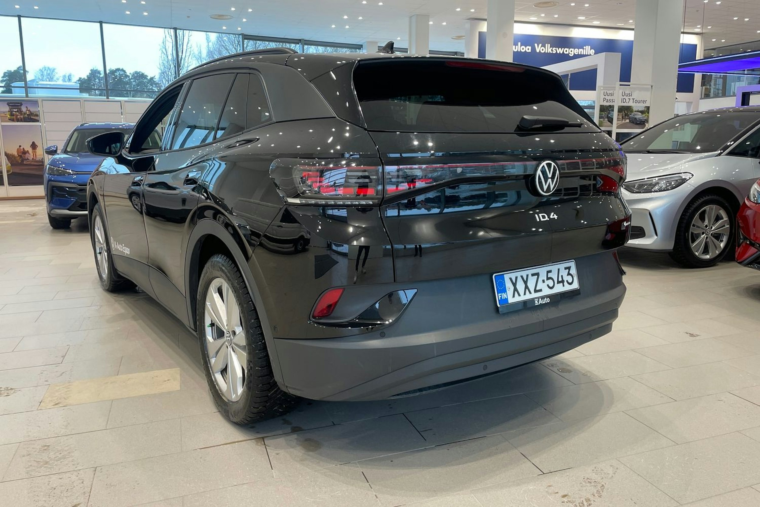 musta Volkswagen ID.4 2025 kuva 15.