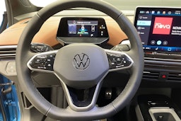 sininen Volkswagen ID.4 2025 kuva 13.