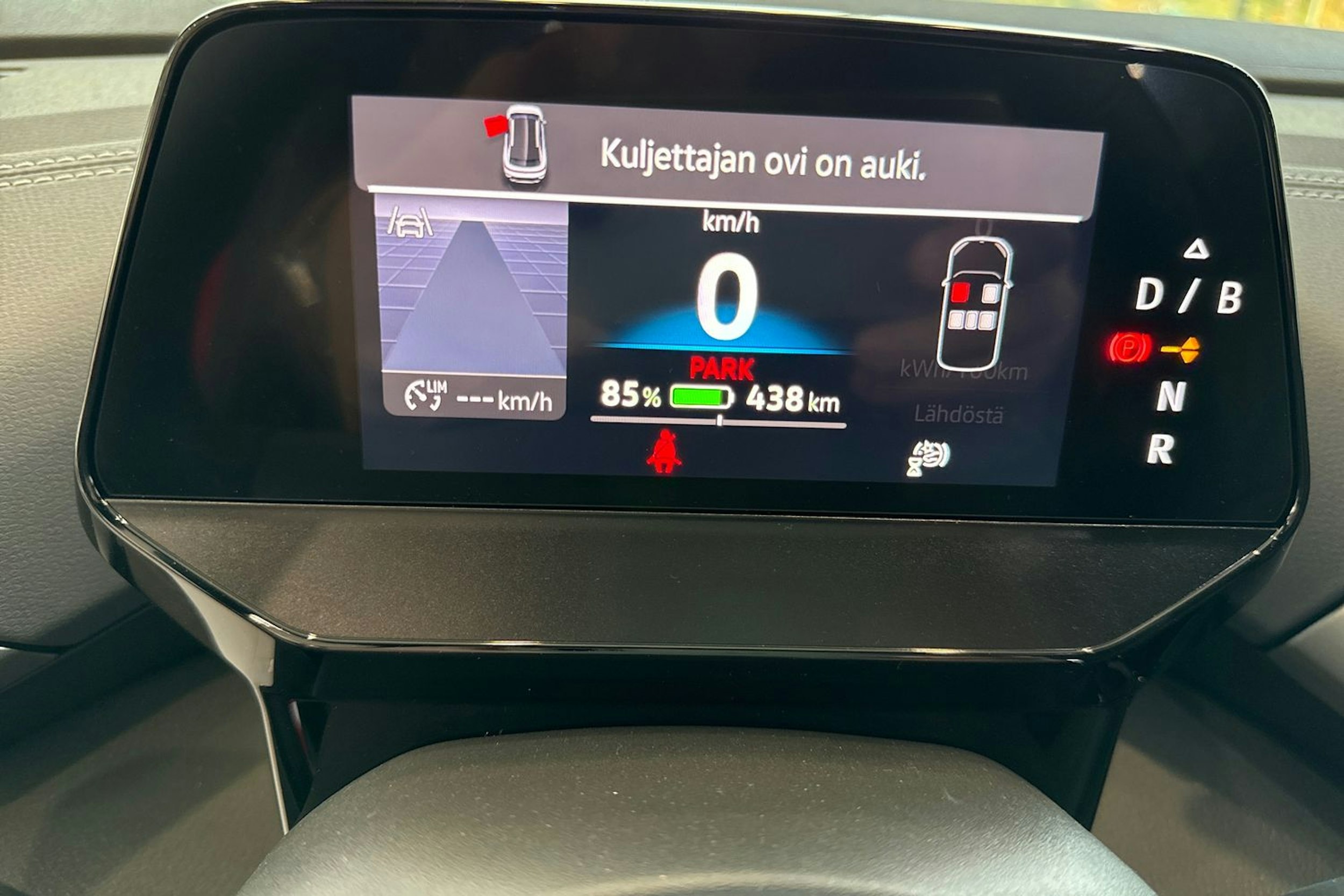punainen Volkswagen ID.4 2025 kuva 14.