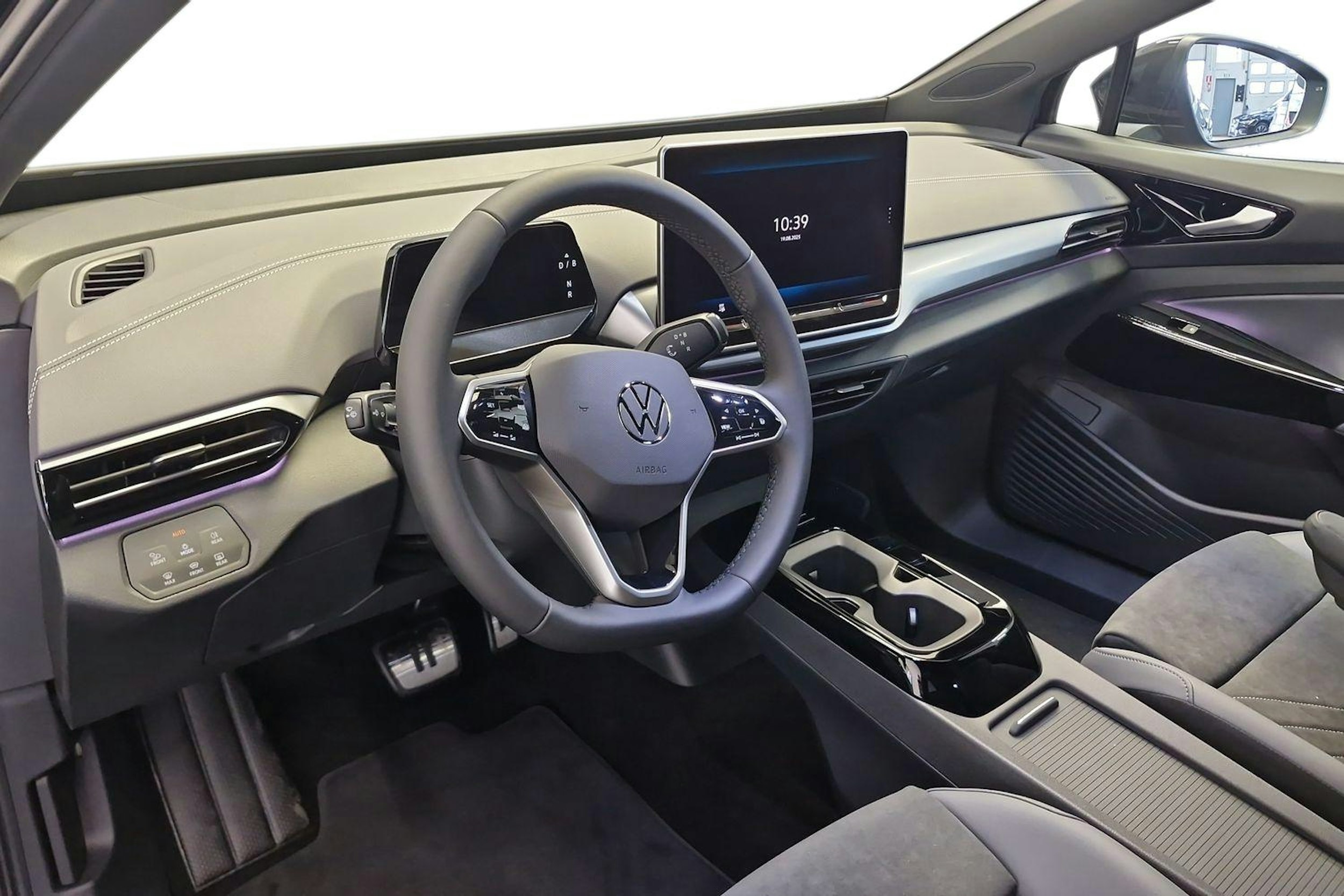musta Volkswagen ID.4 2025 kuva 6.