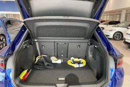 sininen Volkswagen ID.4 2025 kuva 19.
