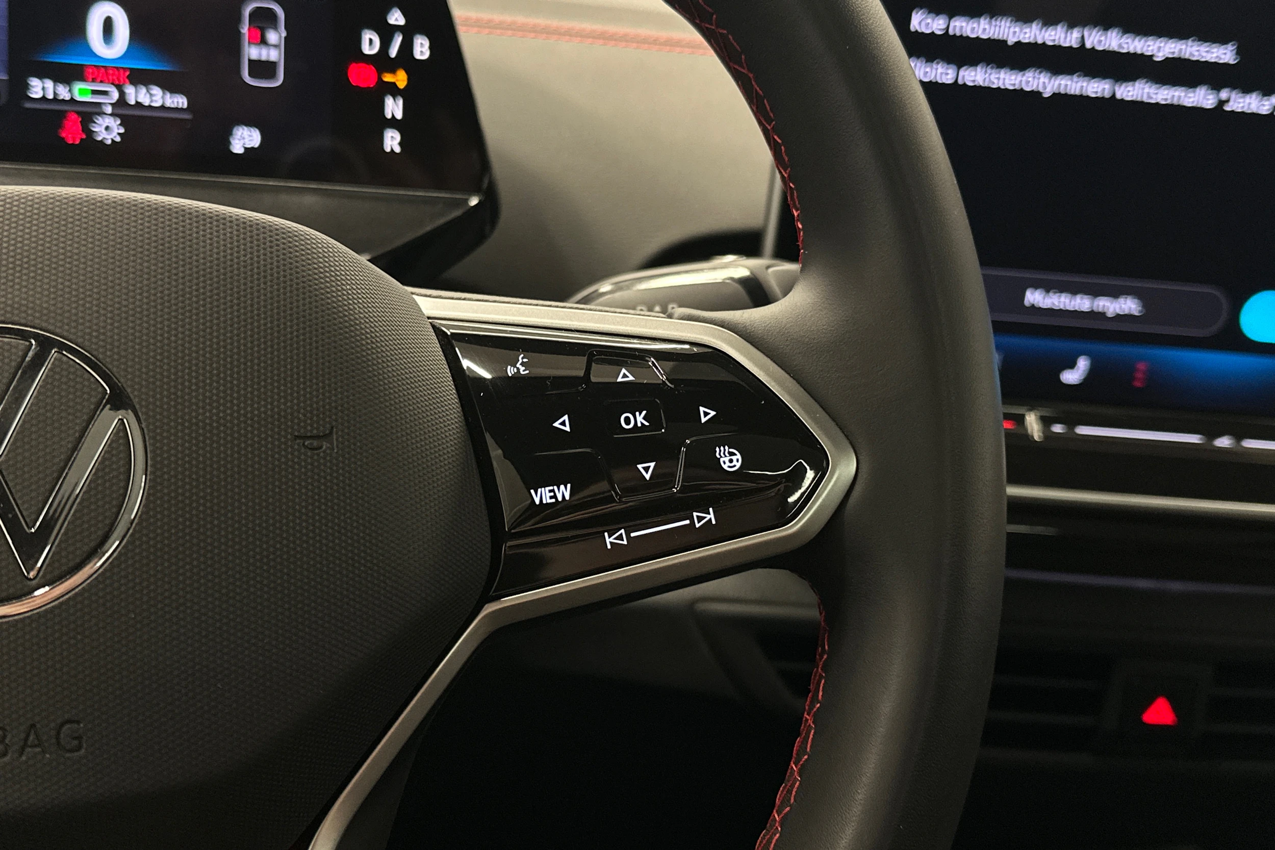 musta Volkswagen ID.4 2025 kuva 18.