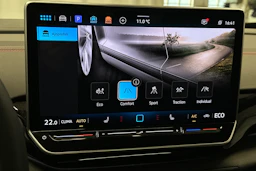 musta Volkswagen ID.4 2025 kuva 30.