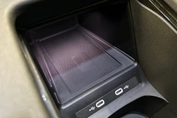 musta Volkswagen ID.4 2025 kuva 38.