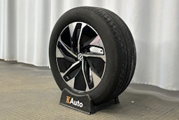 sininen Volkswagen ID.4 2025 kuva 10.